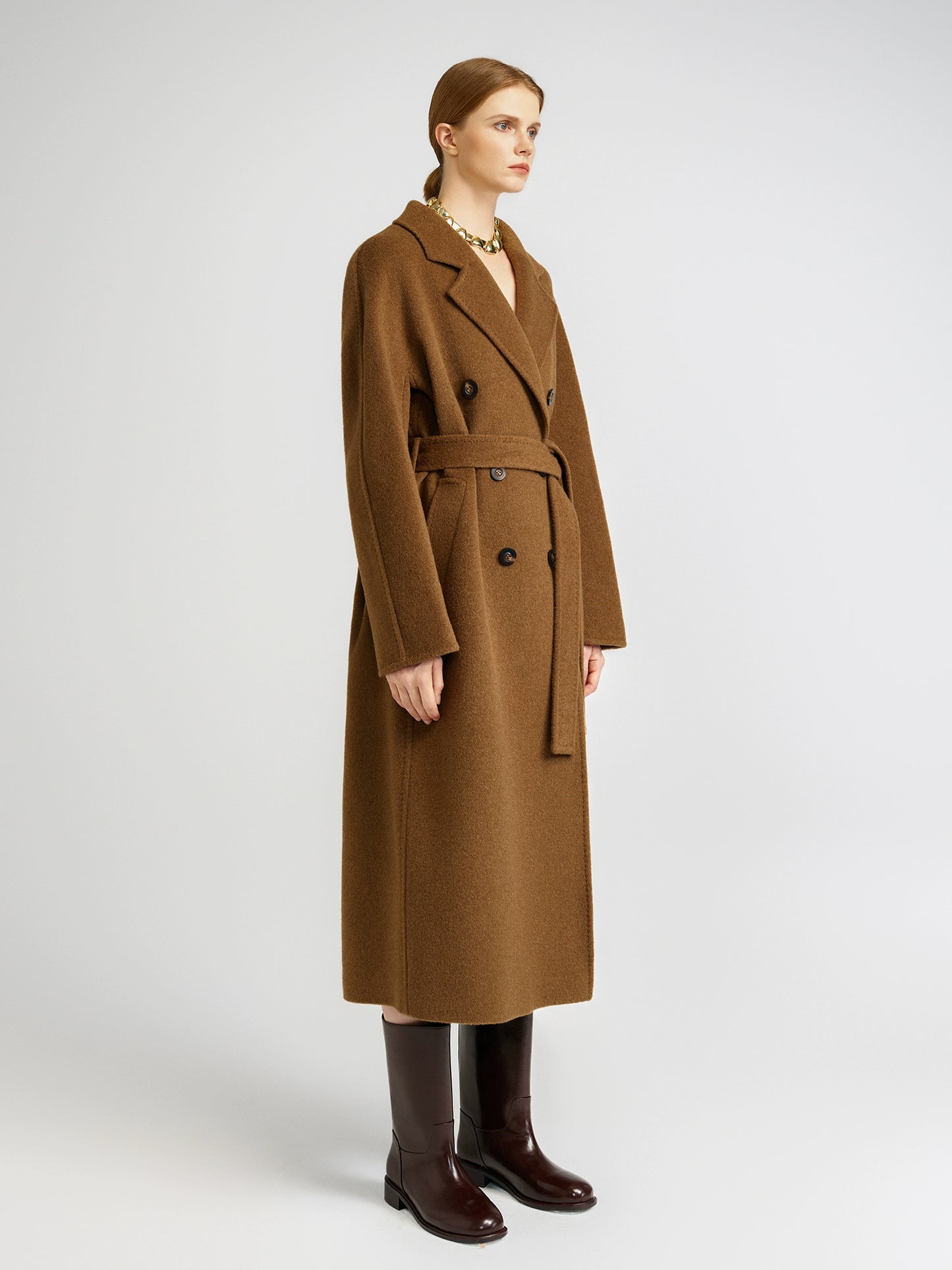 Elegant Brown Cashmere Coat for Women Stylish Mid Long Design