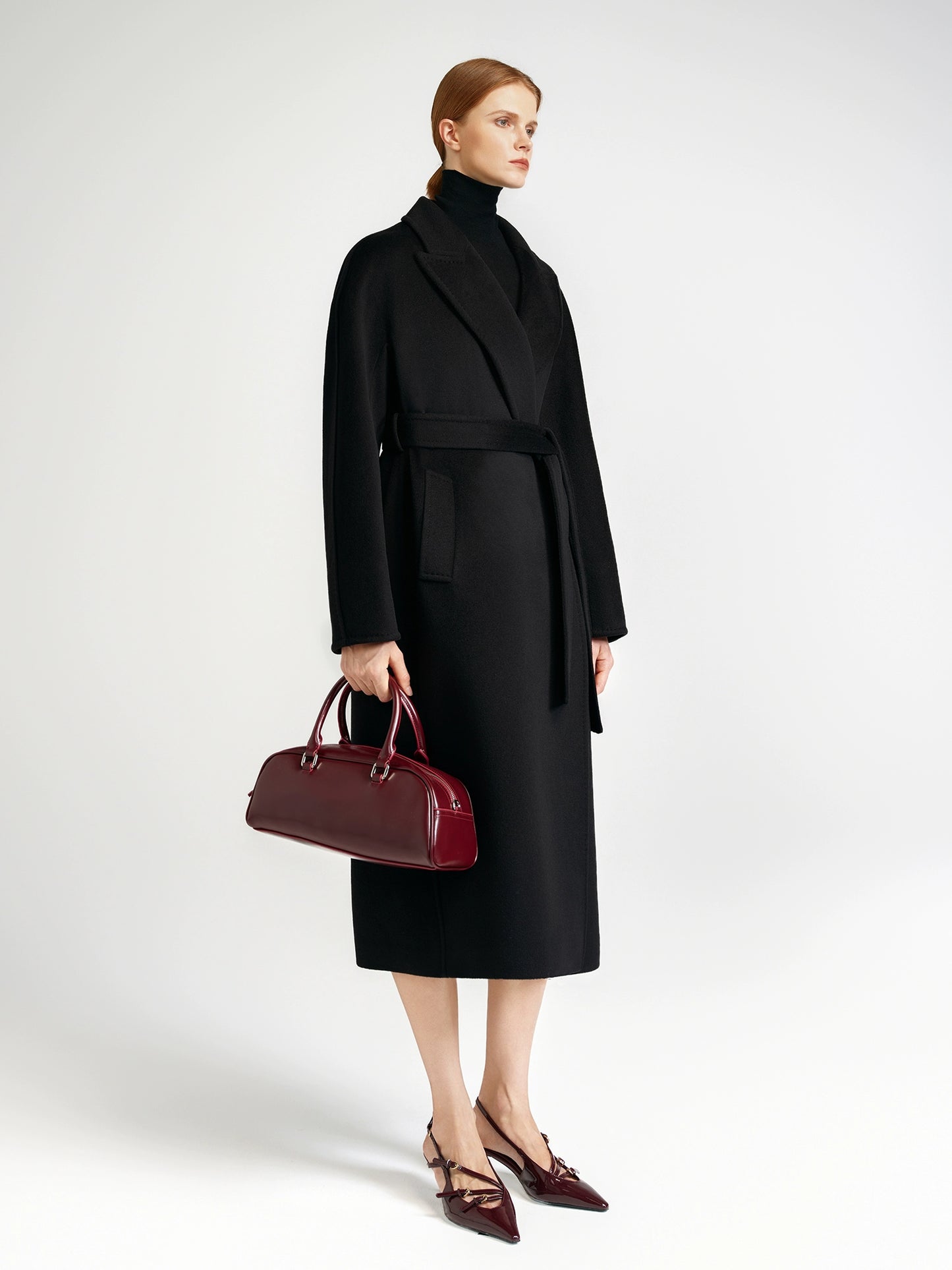 Cashmere coat women's medium and long black barred collar